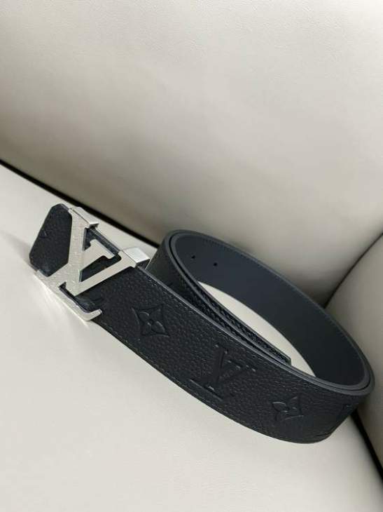 Picture of Louis Vuitton Belts _SKUfw196540779fw